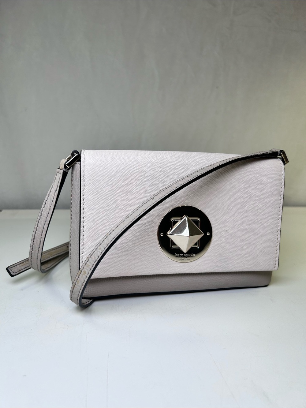 Kate Spade New York Newbury Lane Sally Cream / Taupe Small Crossbody Bag